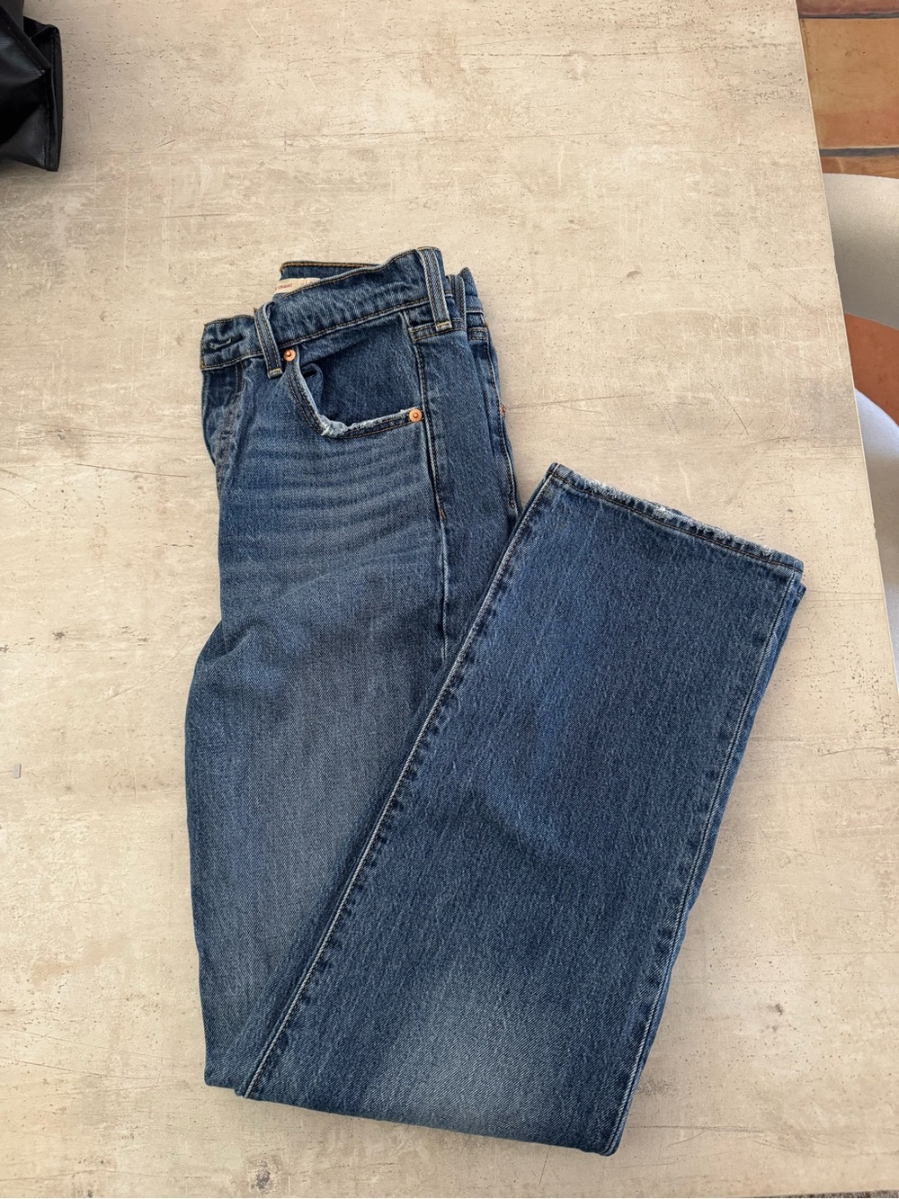 Levi's Women's Ribcage Straight Leg Jeans in Dark Blue Wash